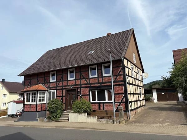 Immobilie in Kalefeld - Ländlicher Charme trifft Wohnvielfalt - Zweifamilienhaus mit Anbau und Garten in Sebexen! - Bild 3