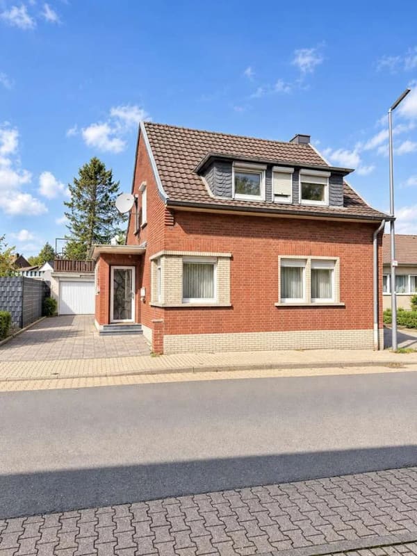 Immobilie in Alsdorf - Ihr neues Zuhause? Sie entscheiden, was daraus wird. - Bild 0