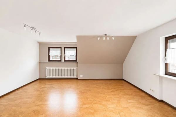 Immobilie in Herbolzheim - Geräumige 3 Zimmer DG Wohnung mit Ausbaupotential im Dachboden - Bild 3