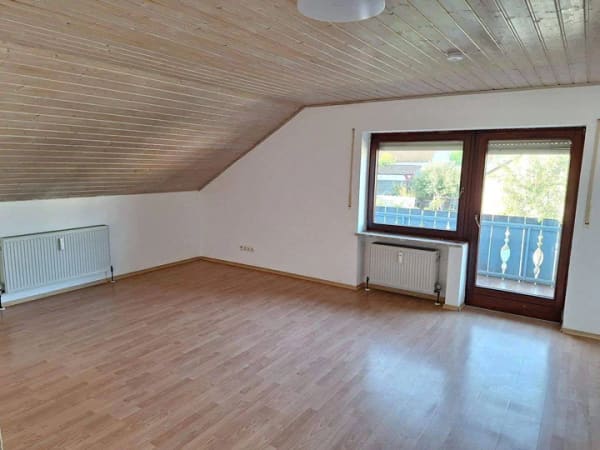 Immobilie in Beratzhausen - 3,5 Zimmer Wohnung mit Balkon und Garten - Bild 2