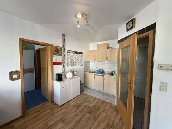 Immobilie in Oettingen i.Bay. - Gepflegte 2-Zimmer-Wohnung mit Tiefgaragenstellplatz in ruhiger Wohnlage in Oettingen - Bild 3