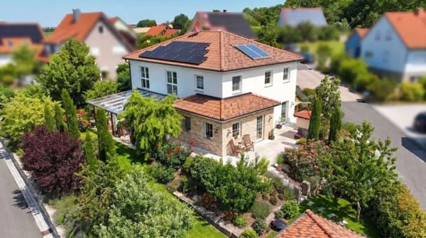 Immobilie in Marktbreit - Ein Hauch von Toskana - stilvoll wohnen in einzigartigem Ambiente - Bild 1