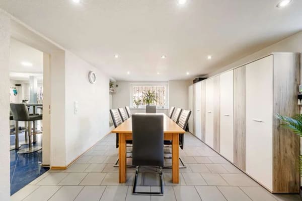 Immobilie in Ottersweier - Wohnen mit Weitblick – großzügige Wohnung mit Pool und Garten - Bild 2