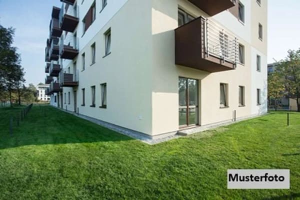 Immobilie in Bibertal - Mehrfamilienhaus mit 3 Wohnungen - Bild 0