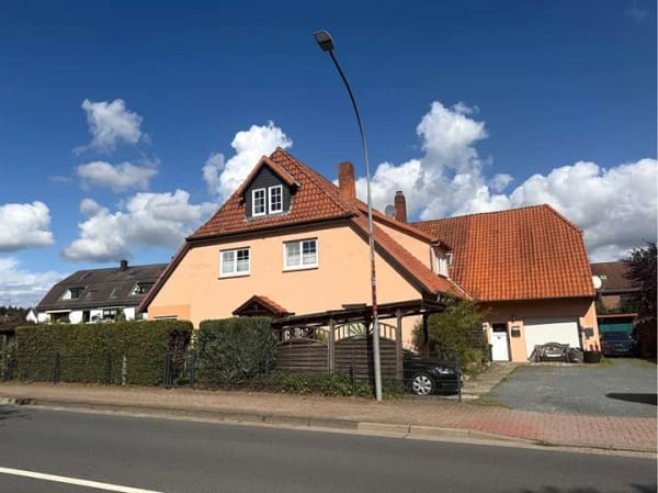 Immobilie in Langwedel - Charaktervolle Maisonette mit eigenem Garten - Bild 0
