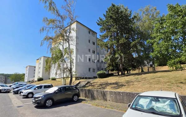 Immobilie in Sulzbach/Saar - Attraktive neu modernisierte Hoch- Parterre 3 ZKB Wohnung mit Balkon in Sulzbach - Bild 2