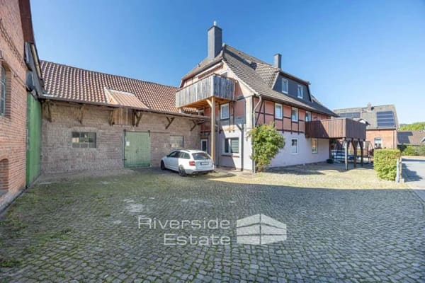 Immobilie in Aerzen - Groß Berkel | Vermietetes 3-Familienhaus mit Scheune, Garagen & ca. 320 m² Wohnfläche! - Bild 3