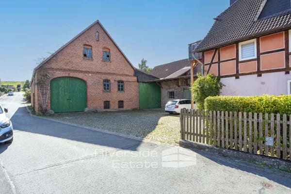 Immobilie in Aerzen - Groß Berkel | Vermietetes 3-Familienhaus mit Scheune, Garagen & ca. 320 m² Wohnfläche! - Bild 4
