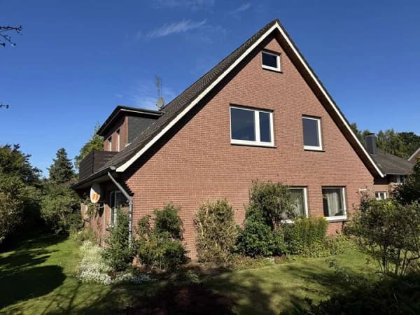 Immobilie in Schortens - Einziehen, vermieten, profitieren – 2-Familienhaus mit sofortigem Mehrwert in Schortens-Grafschaft! - Bild 2