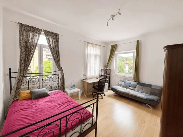 Immobilie in Hofheim am Taunus - Einziehen oder 6,2%-Rendite: 4-Zimmer-Wohnung mit Taunusblick - Bild 4
