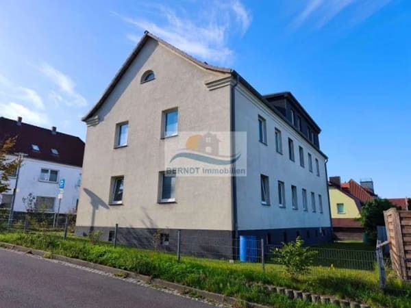Immobilie in Bergen auf Rügen - Fünf Wohnungen und viele Möglichkeiten – Kapitalanlage mit Entwicklungspotenzial! - Bild 3