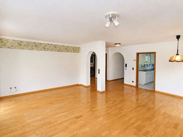 Immobilie in Böbingen an der Rems - Familienidyll mit viel Ruhe & Privatsphäre! - Bild 2