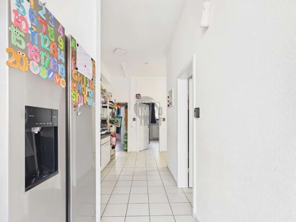 Immobilie in Mundelsheim - MITTEN IN MUNDELSHEIM – 3,5-ZIMMER-ERDGESCHOSSWOHNUNG MIT ZWEI BÄDERN - Bild 1