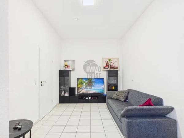 Immobilie in Mundelsheim - MITTEN IN MUNDELSHEIM – 3,5-ZIMMER-ERDGESCHOSSWOHNUNG MIT ZWEI BÄDERN - Bild 3