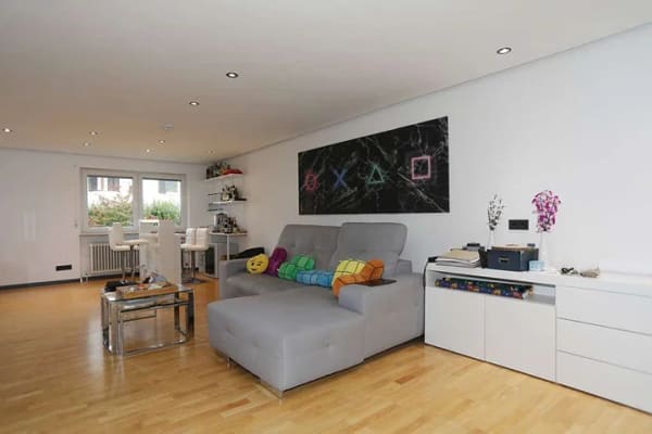Immobilie in Freiberg am Neckar - Für Kapitalanleger: 3 Zimmer-Wohnung mit Balkon und Doppelgarage - Bild 0