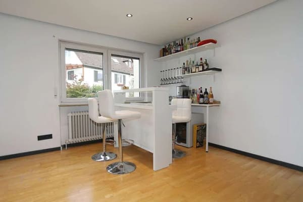 Immobilie in Freiberg am Neckar - Für Kapitalanleger: 3 Zimmer-Wohnung mit Balkon und Doppelgarage - Bild 2