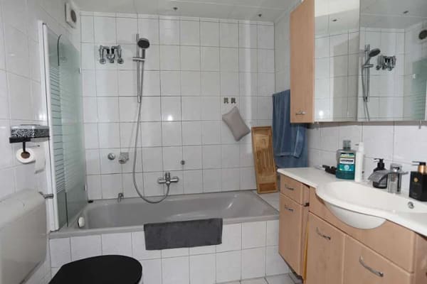 Immobilie in Freiberg am Neckar - Für Kapitalanleger: 3 Zimmer-Wohnung mit Balkon und Doppelgarage - Bild 4