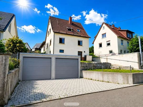 Immobilie in Neuffen - Dem Himmel so nah! Freistehendes Einfamilienhaus in Neuffen - Bild 1