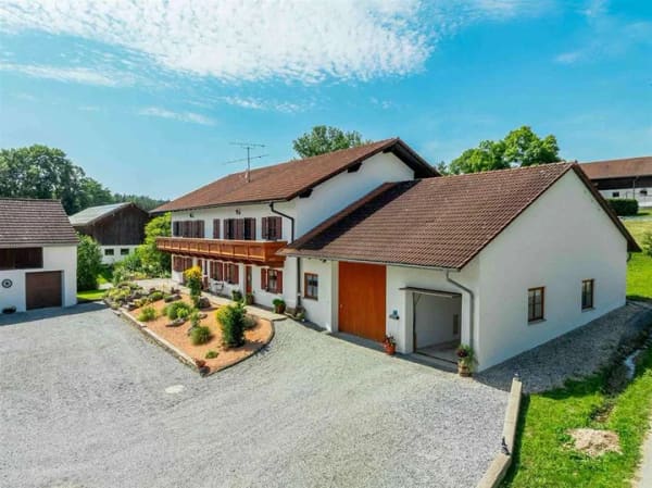 Immobilie in Dietersburg - Mehr als nur Wohnen!
Platz für 2 Generationen und Beruf - Bild 4