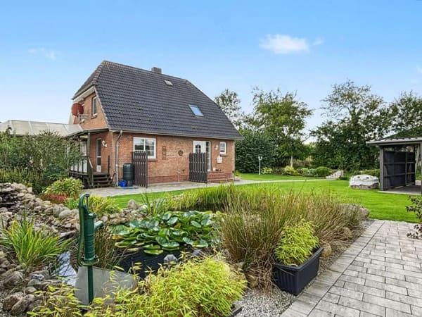 Immobilie in Wanderup - Platz für die ganze Familie: Wohnparadies mit Wintergarten, Sauna und Einliegerpotenzial in Wanderup - Bild 0