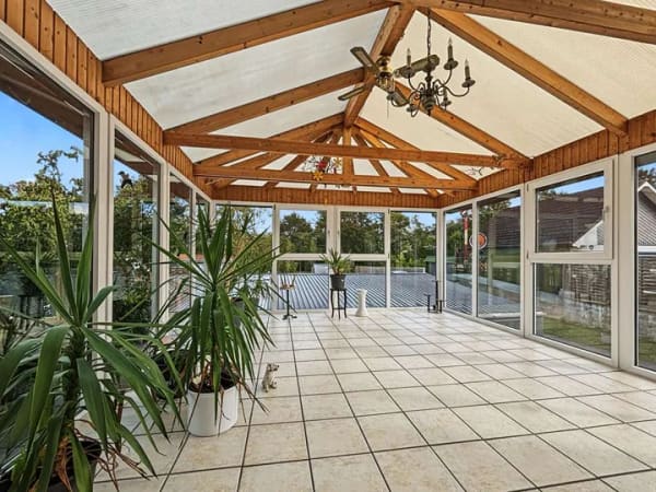 Immobilie in Wanderup - Platz für die ganze Familie: Wohnparadies mit Wintergarten, Sauna und Einliegerpotenzial in Wanderup - Bild 2