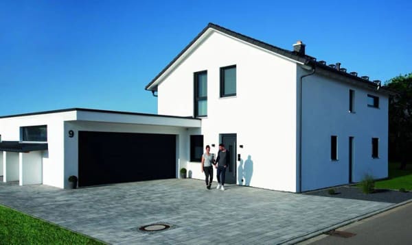 Immobilie in Attenweiler - TRAUMHAUS MIT GRUNDSTÜCK - Voll unterkellerter Wohntraum der keine Wünsche offen lässt! - Bild 0