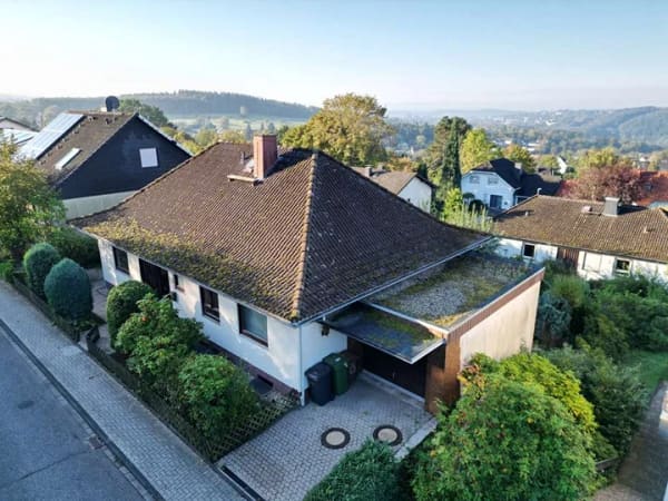Immobilie in Hilgert - Einfamilienhaus mit Anliegerwohnung, Balkon, Garten und Garage in Hilgert - Bild 3