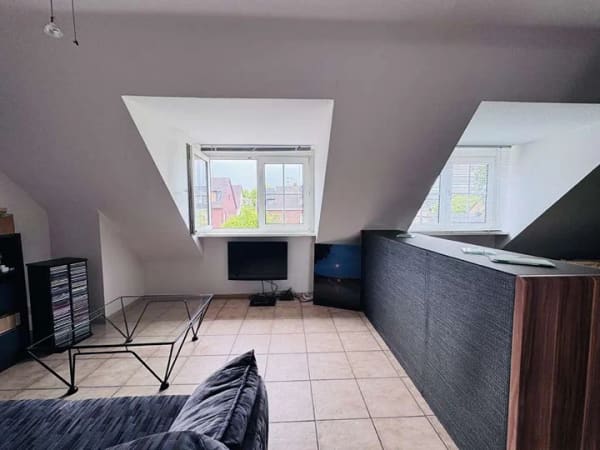 Immobilie in Hürth - Für Eigennutzer oder Kapitalanleger: Helle DG-Eigentumswohnung mit Stellplatz in Hürth! - Bild 3