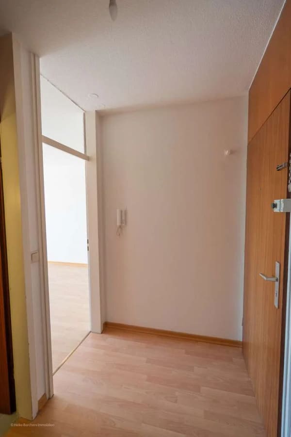 Immobilie in Unterhaching - ***Heike Borchers Immobilien***Charmantes Nest in Unterhaching***Renoviertes Badezimmer*** - Bild 2