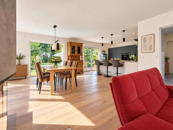 Immobilie in Ilmtal-Weinstraße - Ein Zuhause zum Ankommen – modern und großzügig - Bild 3