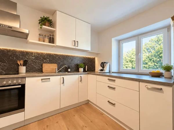Immobilie in Hausham - Sonnige 2- Zimmer-Wohnung mit Südbalkon und eigener Garage - direkt einziehen - Bild 3