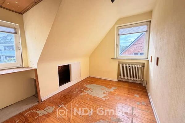 Immobilie in Wedel - Handwerker aufgepasst! Einfamilienhaus in guter Lage mit viel Potenzial – ideal für Selbermacher, Sa - Bild 3