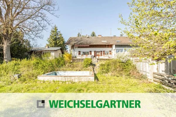Immobilie in Glonn - Sanierungsbedürftiges Wohnhaus mit Nebengebäude und Potenzial zur Neubebauung - Bild 0