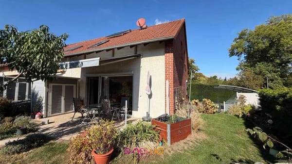 Immobilie in Cremlingen - Direkt einziehen ohne Sanierung! Reihenendhaus mit Carport, Keller, Terrasse und Garten! - Bild 0