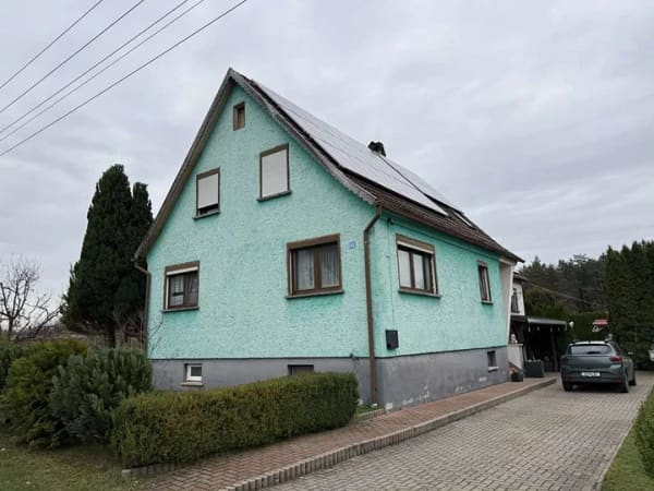 Immobilie in Auengrund - Zweifamilienhaus auf großzügigem Bauland mit zusätzlichem Entwicklungspotenzial - Bild 2