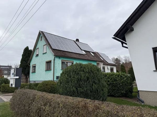 Immobilie in Auengrund - Zweifamilienhaus auf großzügigem Bauland mit zusätzlichem Entwicklungspotenzial - Bild 3