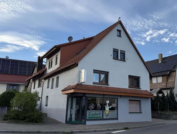 Immobilie in Schefflenz - Großzügiges, gepflegtes Wohn- und Geschäftshaus mit vermieteter Gewerbefläche und Scheune ... - Bild 4