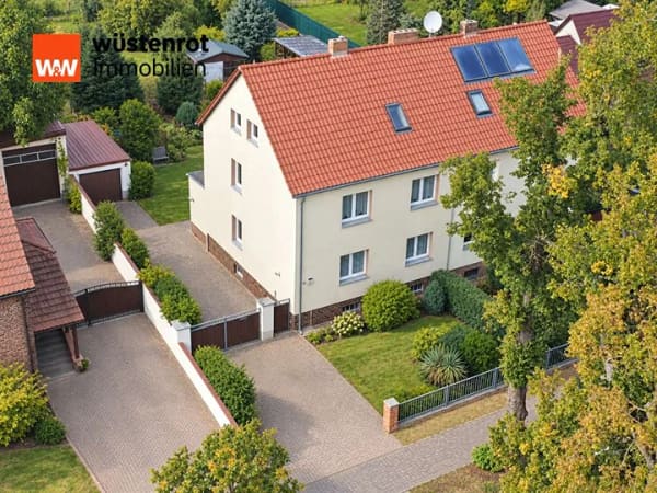 Immobilie in Herzberg (Elster) - Familienglück mit viel Platz – Haus mit Garten, Keller, Garage & Nebengelass - Bild 1