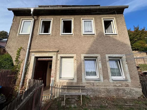Immobilie in Hainichen - Schnäppchen-Alarm! Jetzt zugreifen: Charmantes Einfamilienhaus mit Potenzial in Hainichen - Bild 0