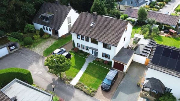 Immobilie in Schwerte - Selbst wohnen & vermieten: Mehrfamilienhaus mit drei Einheiten in Schwerte-Villigst! - Bild 2