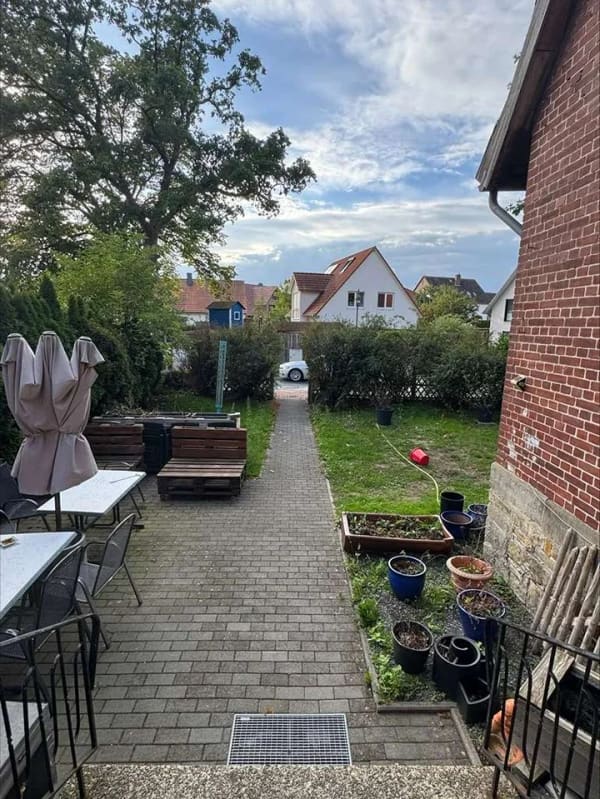 Immobilie in Seelze - Historisches Bauernhaus mit Charakter: Großzügiges Anwesen für Generationswohnen, Wohnen u. Arbeiten - Bild 3