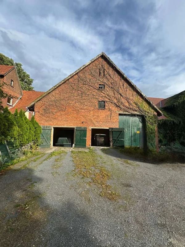 Immobilie in Seelze - Historisches Bauernhaus mit Charakter: Großzügiges Anwesen für Generationswohnen, Wohnen u. Arbeiten - Bild 4