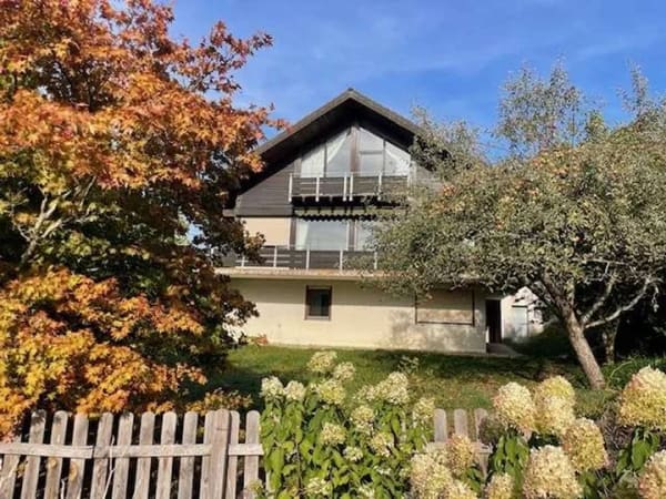Immobilie in Kusterdingen - Großzügiges Einfamilienhaus mit Einliegerwohnung und Sauna - Bild 2