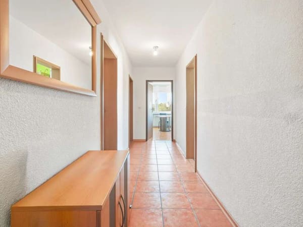 Immobilie in Ravensburg - Kompakte 4-Zimmer-Wohnung in Ravensburg-Weißenau - Bild 2
