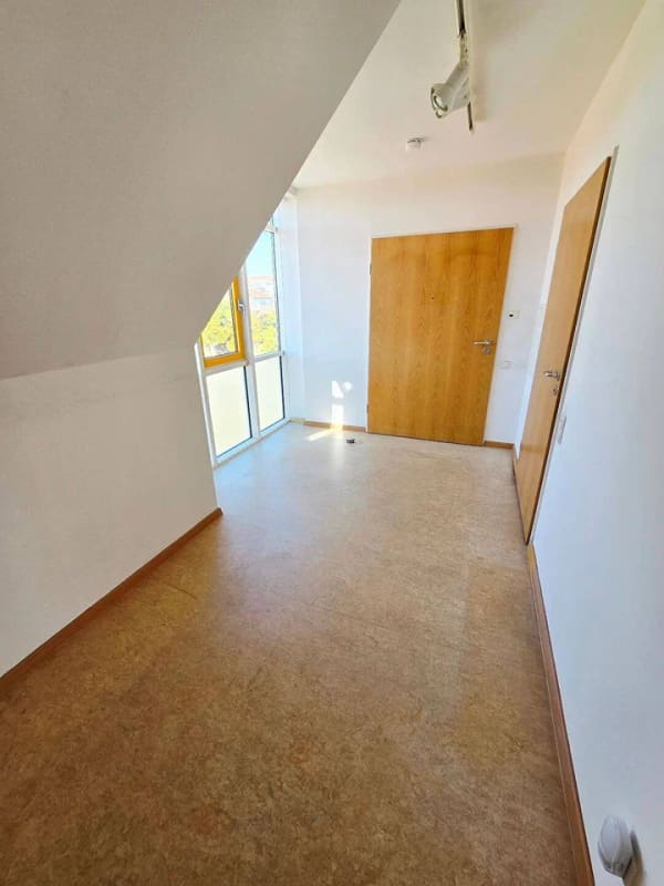 Immobilie in Pleinfeld - - Seniorenheim - Betreutes Wohnen - Helle und geräumige 2 Zimmer Wohnung auf ca. 79m² -  - Bild 4