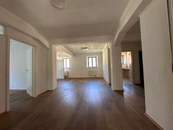 Immobilie in Wasserburg am Inn - Eine Büro/Praxiseinheit - derzeit aufgeteilt in zwei Wohnungen - Bild 2