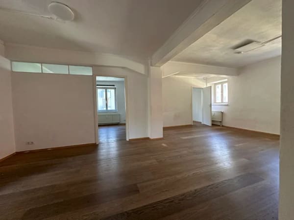 Immobilie in Wasserburg am Inn - Eine Büro/Praxiseinheit - derzeit aufgeteilt in zwei Wohnungen - Bild 3