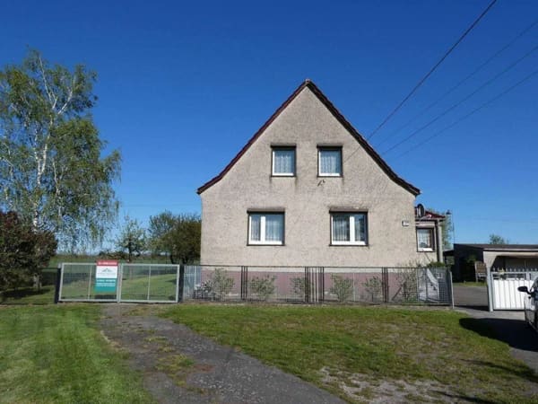 Immobilie in Frankfurt (Oder) - Einfamilienhaus mit großem Nebengelass  mit freiem Blick zum Reitweiner Sporn - Bild 1