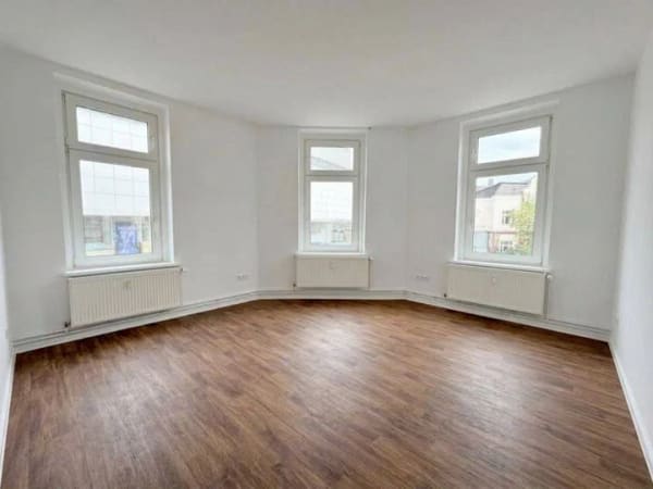 Immobilie in Elmshorn - Attraktives Mehrfamilienhaus- und Geschäftshaus in zentraler Innenstadtlage mit vielseitigem Entwicklungspotenzial - Bild 3