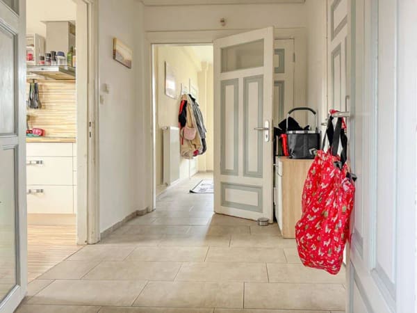 Immobilie in Hohenwestedt - Familien aufgepasst: Großzügiges Wohnhaus mit vielfältigen Nutzungsmöglichkeiten - Bild 4